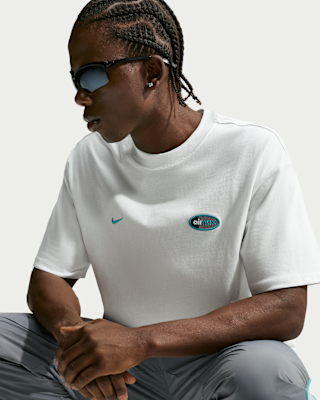 Nike Sportswear Men's T-Shirt. Nike ZA